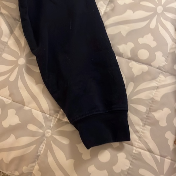 Navy Blue Historic Royal Palaces Tower of London Crewneck (Mens Small) - Picture 6 of 9